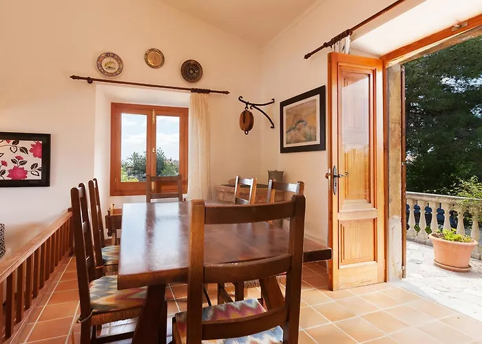 Almadrava Feriehus *